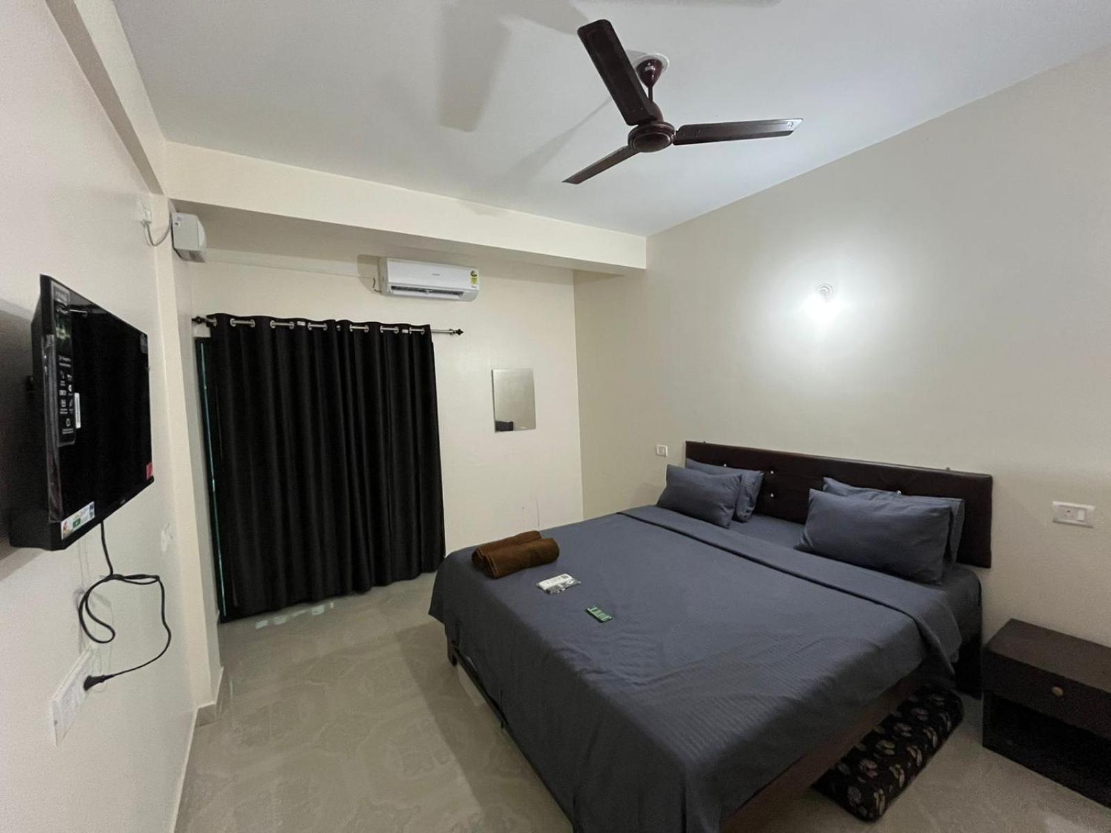 Hotel Saffron Baga Extérieur photo